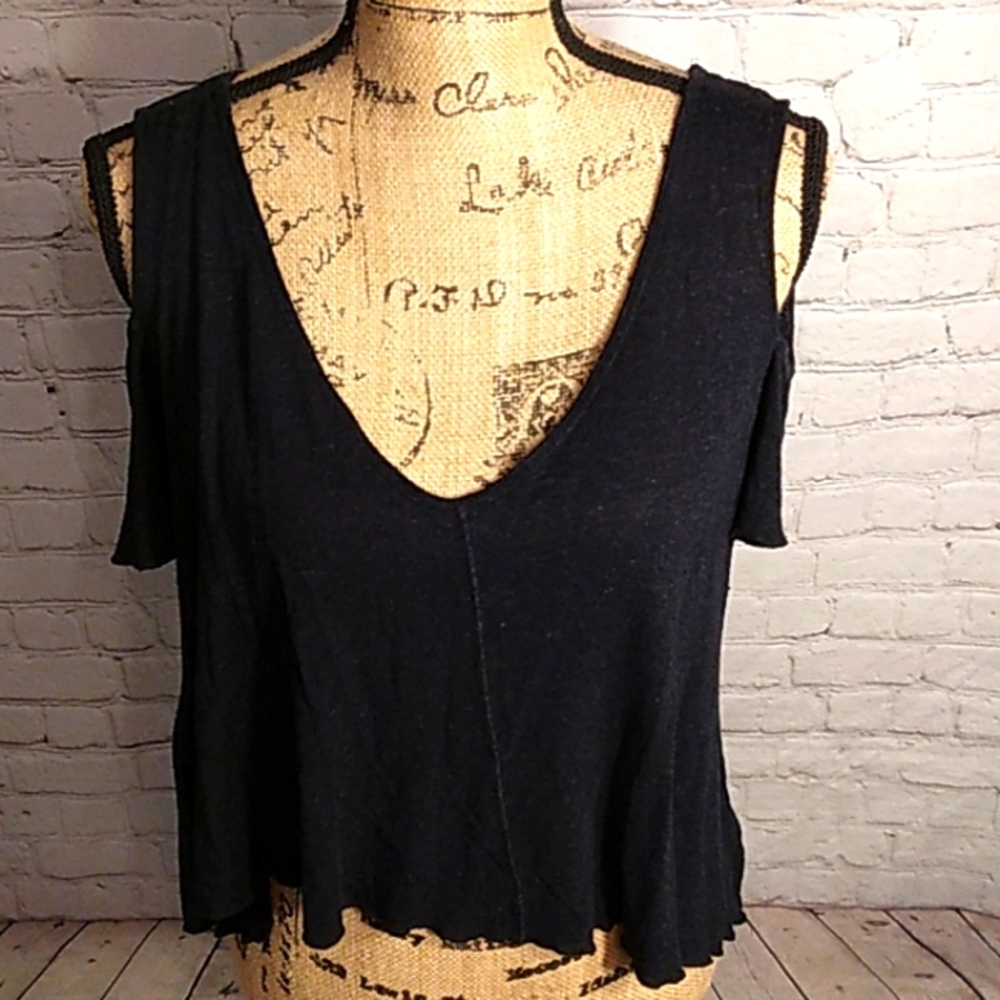 Free People Cold Shoulder Crop Top size Small Petite